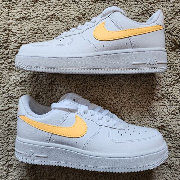 Wmns Nike Air Force 1 Low White Melon Tint Brand New Sz 8 - Picture 2 of 8